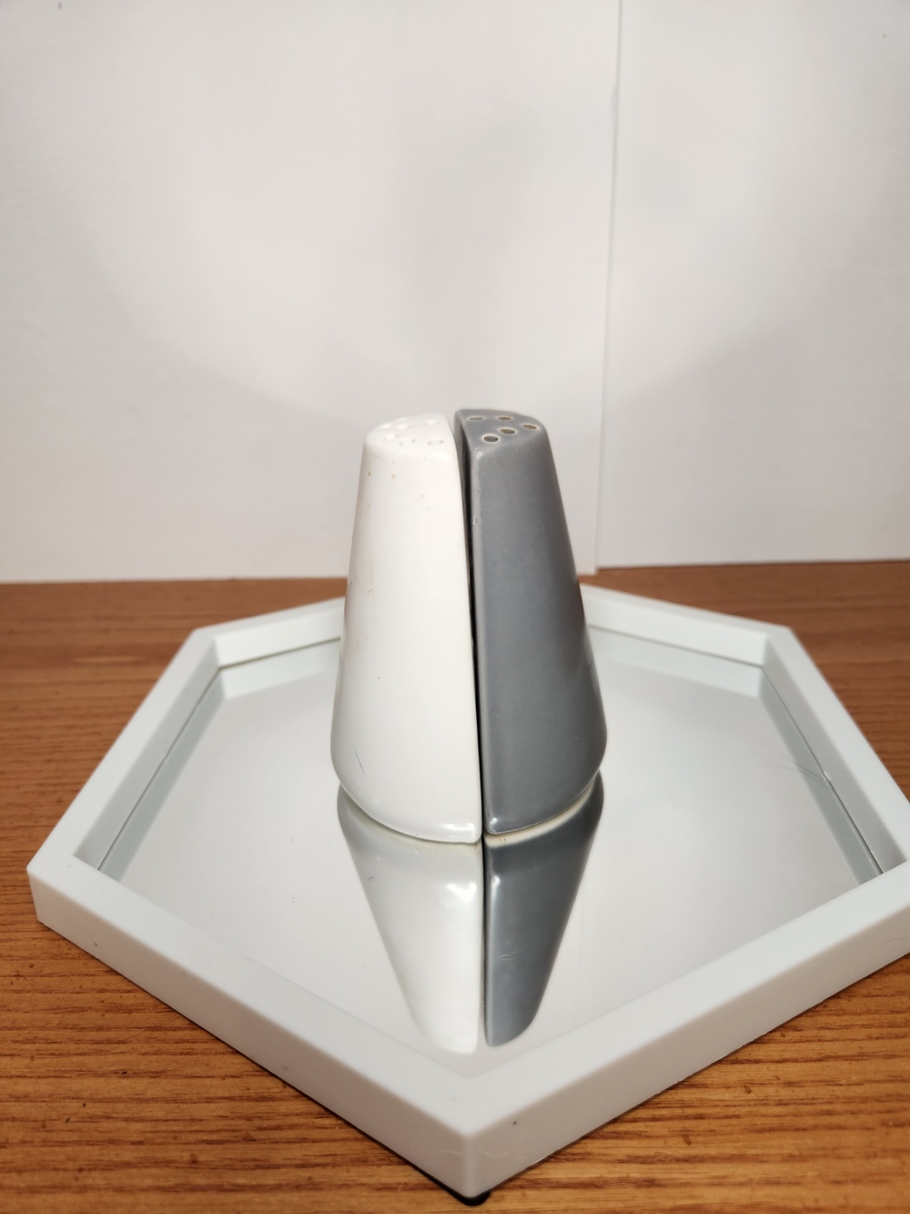 Unbranded Salt & Pepper Shaker Set . Measures 4" high .